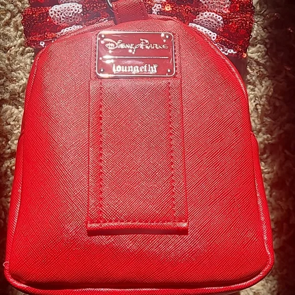 NWT Minnie Mouse Loungefly belt bag - Picture 3 of 4